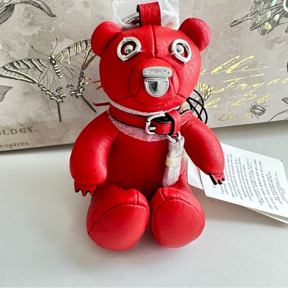 Coach Red Leather Bear Bag Charm Collectable Style CP369 - Picture 2 of 11